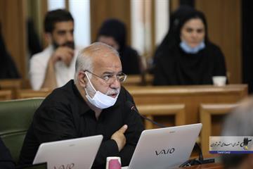 در صحن شورا مطرح شد:7-90 واکنش کاشانی به انتصابات اخیر شهردار تهران/ عزل شایسته ربطی به صحبتش در شورا ندارد